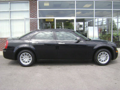 2010 Chrysler 300  Touring Plus