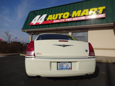 2008 Chrysler 300  C Hemi