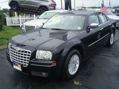2010 Chrysler 300  Touring