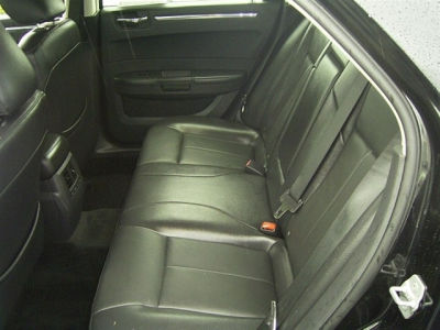 2010 Chrysler 300  Touring