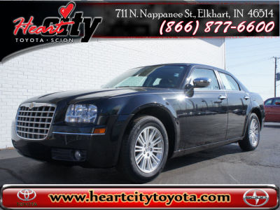 2010 Chrysler 300  Touring Plus