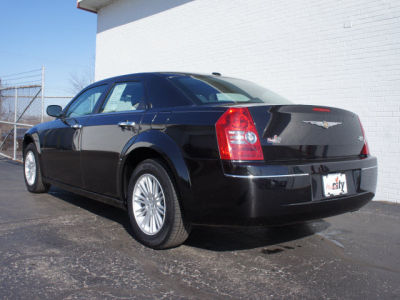 2010 Chrysler 300  Touring Plus