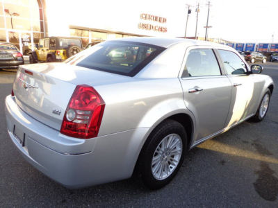 2010 Chrysler 300  Touring