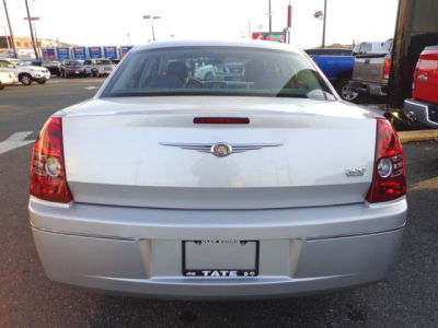 2010 Chrysler 300  Touring