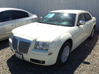 2010 Chrysler 300  Touring