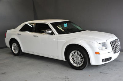 2010 Chrysler 300  Touring Plus