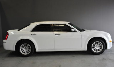 2010 Chrysler 300  Touring Plus