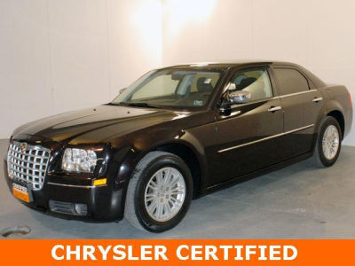 2010 Chrysler 300  Touring