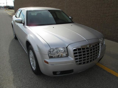 2010 Chrysler 300  Touring Plus