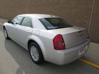 2010 Chrysler 300  Touring Plus