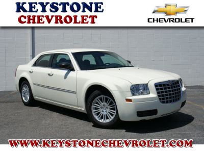 2009 Chrysler 300  LX