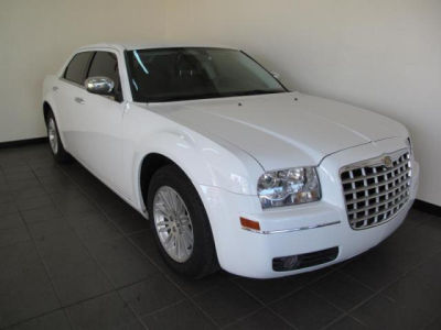 2010 Chrysler 300  Touring