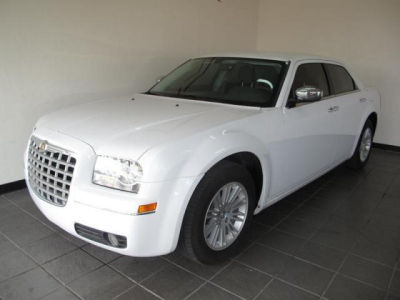 2010 Chrysler 300  Touring