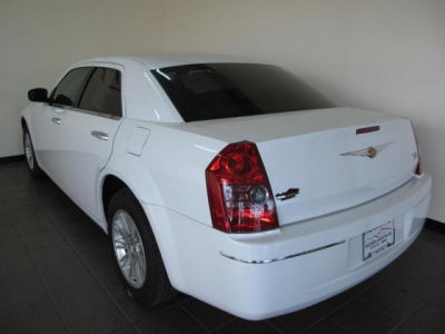 2010 Chrysler 300  Touring