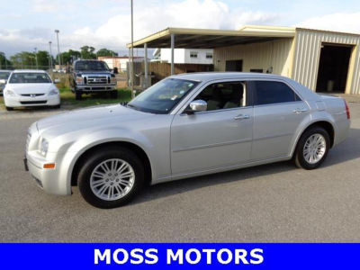 2010 Chrysler 300  Touring