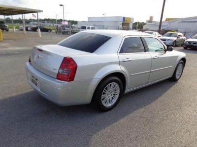2010 Chrysler 300  Touring