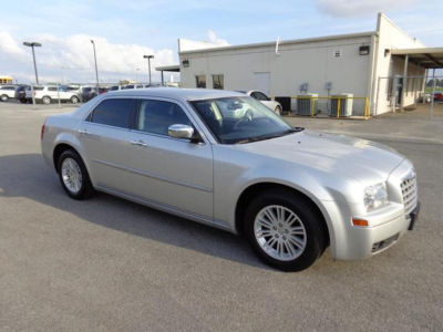2010 Chrysler 300  Touring