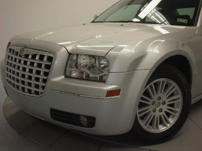 2010 Chrysler 300  Touring