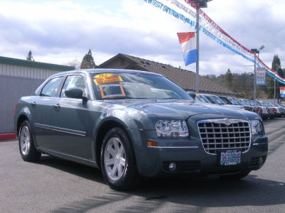 2005 Chrysler 300  Touring