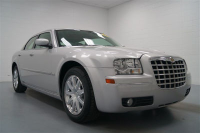 2009 Chrysler 300  TOUR