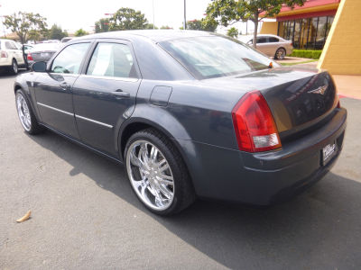 2007 Chrysler 300  Base