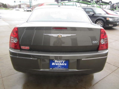 2010 Chrysler 300  Touring