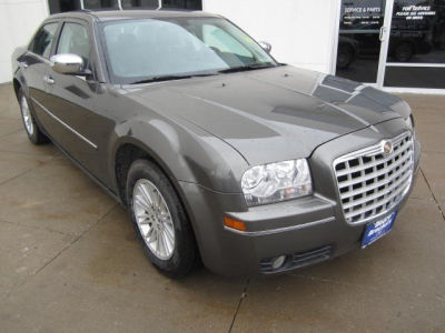 2010 Chrysler 300  Touring