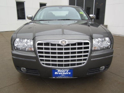 2010 Chrysler 300  Touring