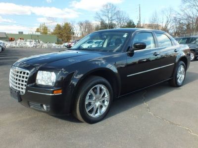 2009 Chrysler 300  Touring/Signature Series