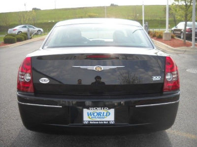 2010 Chrysler 300  Touring