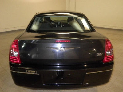 2010 Chrysler 300  Touring
