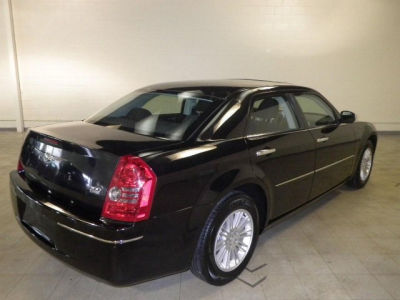 2010 Chrysler 300  Touring