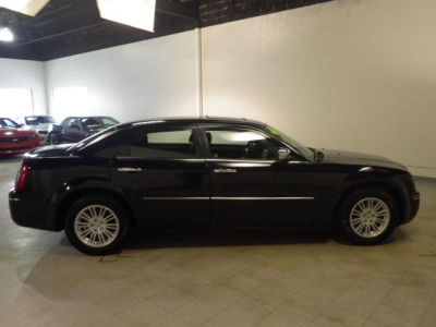 2010 Chrysler 300  Touring
