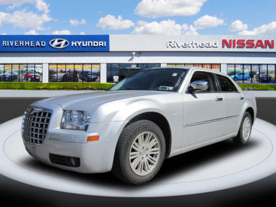 2010 Chrysler 300  Touring