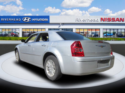 2010 Chrysler 300  Touring