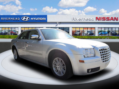 2010 Chrysler 300  Touring