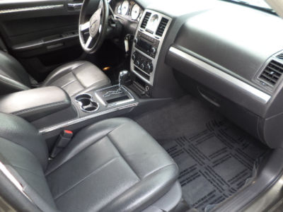 2010 Chrysler 300  Touring