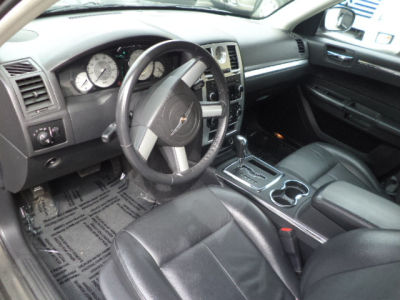 2010 Chrysler 300  Touring
