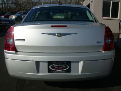 2010 Chrysler 300  Touring