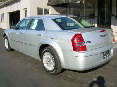 2010 Chrysler 300  Touring