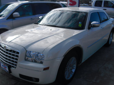 2010 Chrysler 300  Touring