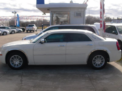 2010 Chrysler 300  Touring