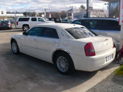 2010 Chrysler 300  Touring