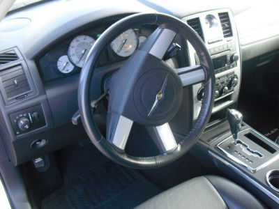 2010 Chrysler 300  Touring