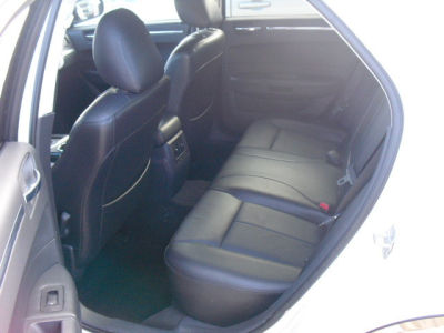 2010 Chrysler 300  Touring