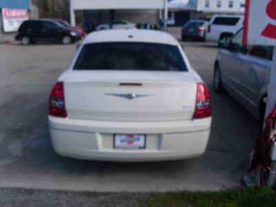 2010 Chrysler 300  Touring