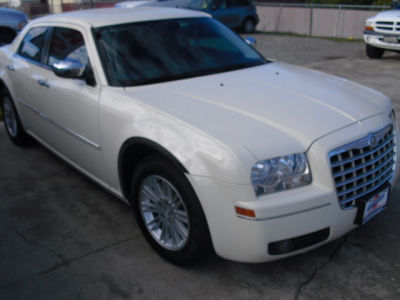 2010 Chrysler 300  Touring