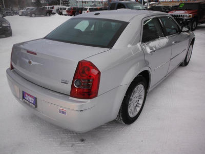2010 Chrysler 300  Touring