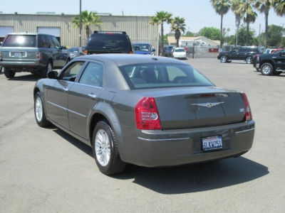 2010 Chrysler 300  Touring