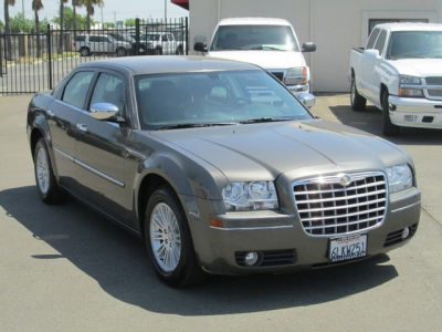 2010 Chrysler 300  Touring